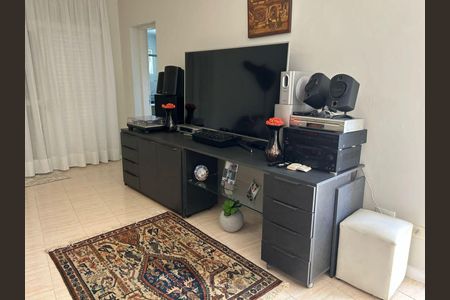 Casa à venda com 5 quartos, 1067m² em Residencial Tambore, Barueri
