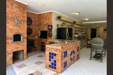 Casa à venda com 5 quartos, 1067m² em Residencial Tambore, Barueri