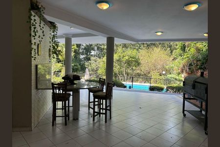 Casa à venda com 5 quartos, 1067m² em Residencial Tambore, Barueri