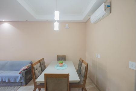 Casa para alugar com 110m², 3 quartos e 1 vagaSala