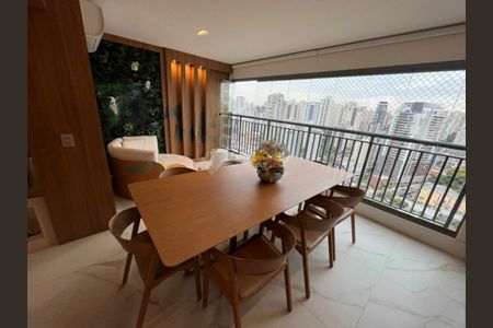 Apartamento à venda com 2 quartos, 115m² em Jardim Prudência, São Paulo