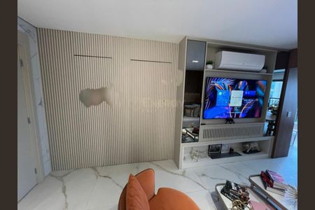 Apartamento à venda com 2 quartos, 115m² em Jardim Prudência, São Paulo