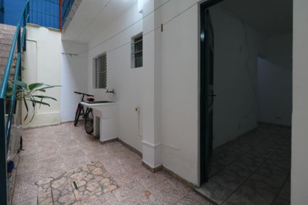 Casa para alugar com 80m², 1 quarto e 1 vagaÁrea de Serviço