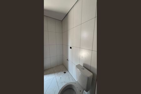 Apartamento à venda com 105m², 2 quartos e 2 vagas Apartamento à venda com 105m², 2 quartos e 2 vagasBanheiro da Suíte