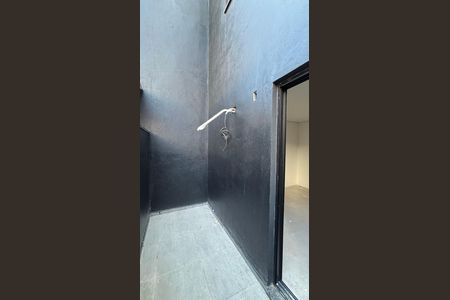 Apartamento à venda com 105m², 2 quartos e 2 vagas Apartamento à venda com 105m², 2 quartos e 2 vagasQuarto 1 Varanda