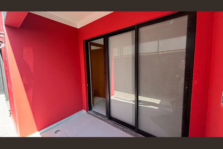 Apartamento à venda com 105m², 2 quartos e 2 vagas Apartamento à venda com 105m², 2 quartos e 2 vagasVaranda