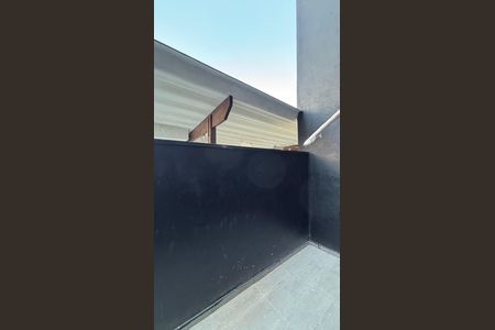 Apartamento à venda com 105m², 2 quartos e 2 vagas Apartamento à venda com 105m², 2 quartos e 2 vagasQuarto 1 Varanda