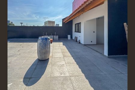 Apartamento à venda com 122m², 2 quartos e 2 vagasCobertura