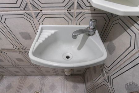 Banheiro  de casa para alugar com 1 quarto, 45m² em Eldorado, Diadema