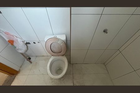 Apartamento à venda com 85m², 2 quartos e 2 vagas Apartamento à venda com 85m², 2 quartos e 2 vagasBanheiro da Suíte 2