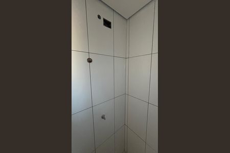 Apartamento à venda com 85m², 2 quartos e 2 vagas Apartamento à venda com 85m², 2 quartos e 2 vagasBanheiro da Suíte 2