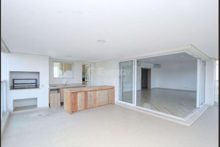 Apartamento à venda com 251m², 4 quartos e 4 vagas