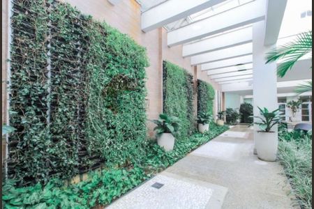 Apartamento à venda com 251m², 4 quartos e 4 vagas