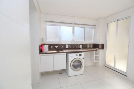 Apartamento à venda com 251m², 4 quartos e 4 vagas