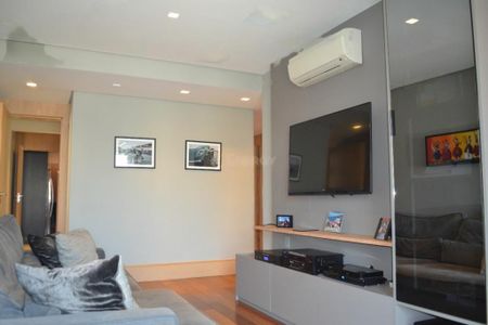 Apartamento à venda com 4 quartos, 216m² em Vila Mariana, São Paulo