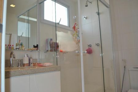 Apartamento à venda com 216m², 4 quartos e 4 vagas
