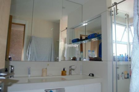 Apartamento à venda com 216m², 4 quartos e 4 vagas