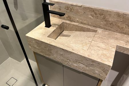 Banheiro de kitnet/studio para alugar com 1 quarto, 30m² em José Menino, Santos