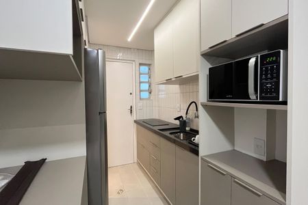 Cozinha de kitnet/studio para alugar com 1 quarto, 30m² em José Menino, Santos