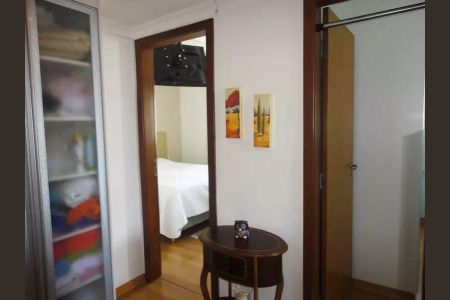 Apartamento para alugar com 3 quartos, 107m² em Santa Efigênia, Belo Horizonte
