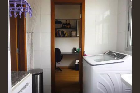 Apartamento para alugar com 3 quartos, 107m² em Santa Efigênia, Belo Horizonte