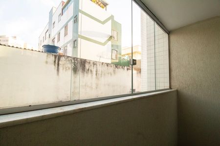 Varanda  de apartamento para alugar com 3 quartos, 83m² em Minas Brasil, Belo Horizonte