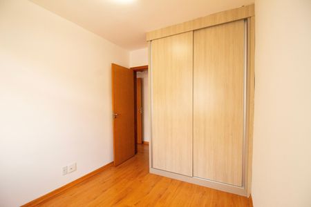 Apartamento para alugar com 83m², 3 quartos e 2 vagasQuarto 02