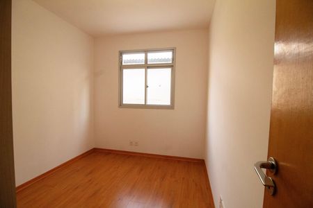 Apartamento para alugar com 83m², 3 quartos e 2 vagasQuarto 02