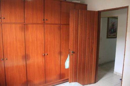 Casa à venda com 600m², 4 quartos e 2 vagasQuarto 1