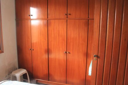 Casa à venda com 600m², 4 quartos e 2 vagasQuarto 1