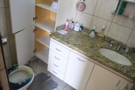 Casa à venda com 600m², 4 quartos e 2 vagasBanheiro da Suíte