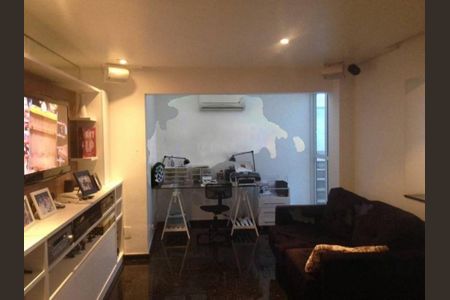 Apartamento à venda com 3 quartos, 200m² em Indianópolis, São Paulo