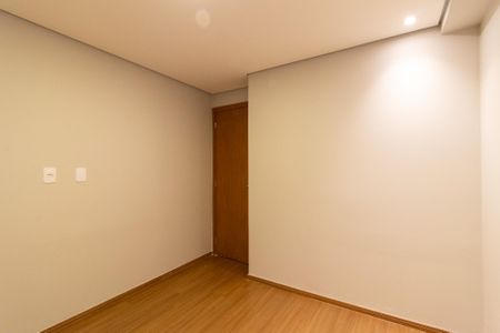 Apartamento à venda com 44m², 2 quartos e 1 vaga Apartamento à venda com 44m², 2 quartos e 1 vagaQuarto 2