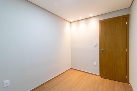 Apartamento à venda com 44m², 2 quartos e 1 vaga Apartamento à venda com 44m², 2 quartos e 1 vagaQuarto 1