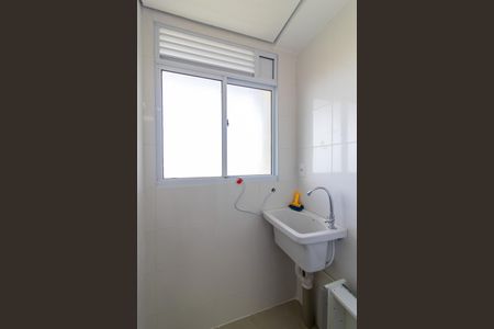 Apartamento à venda com 44m², 2 quartos e 1 vaga Apartamento à venda com 44m², 2 quartos e 1 vagaCozinha e Área de Serviço