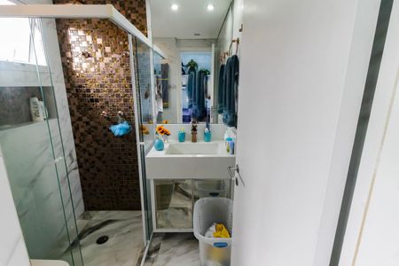 Apartamento à venda com 143m², 3 quartos e 2 vagasBanheiro da Suíte 1
