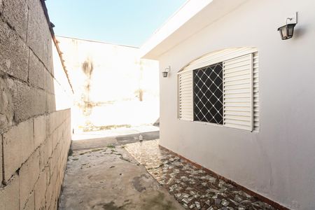 Casa para alugar com 100m², 1 quarto e sem vaga Casa para alugar com 100m², 1 quarto e sem vagaQuintal