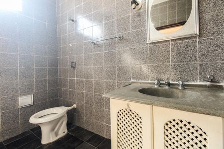 Casa para alugar com 100m², 1 quarto e sem vaga Casa para alugar com 100m², 1 quarto e sem vagaBanheiro