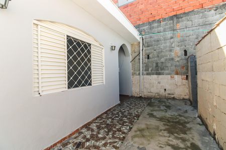 Casa para alugar com 100m², 1 quarto e sem vaga Casa para alugar com 100m², 1 quarto e sem vagaQuintal