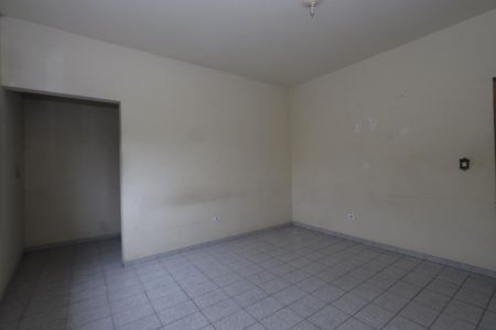 Casa à venda com 180m², 2 quartos e sem vagaSuíte