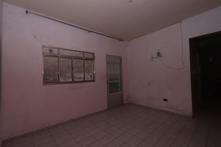 Sala de casa para alugar com 2 quartos, 180m² em Jardim Tiete, São Paulo