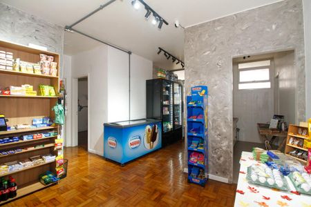 Apartamento à venda com 83m², 2 quartos e 1 vaga Apartamento à venda com 83m², 2 quartos e 1 vagaÁrea Comum - Mini Mercado