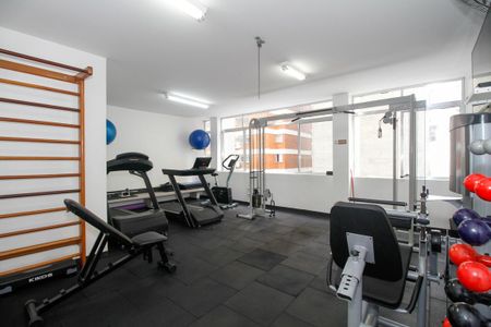 Apartamento à venda com 83m², 2 quartos e 1 vaga Apartamento à venda com 83m², 2 quartos e 1 vagaÁrea Comum - Academia