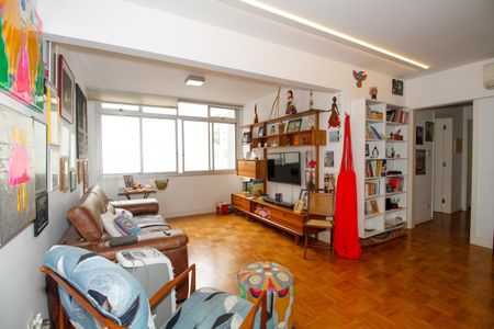 Apartamento à venda com 83m², 2 quartos e 1 vaga Apartamento à venda com 83m², 2 quartos e 1 vagaSala de Estar e Jantar