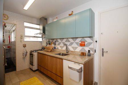 Apartamento à venda com 83m², 2 quartos e 1 vaga Apartamento à venda com 83m², 2 quartos e 1 vagaCozinha