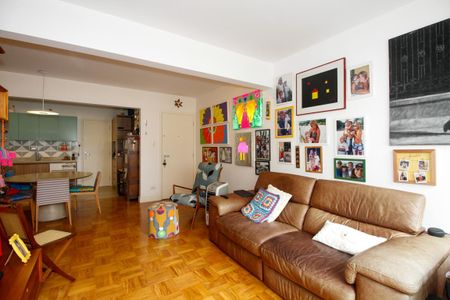 Apartamento à venda com 83m², 2 quartos e 1 vaga Apartamento à venda com 83m², 2 quartos e 1 vagaSala de Estar e Jantar