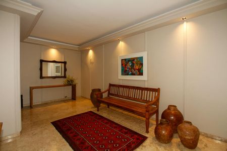 Apartamento à venda com 83m², 2 quartos e 1 vaga Apartamento à venda com 83m², 2 quartos e 1 vagaHall Social