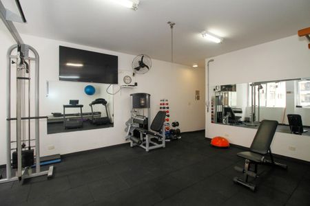 Apartamento à venda com 83m², 2 quartos e 1 vaga Apartamento à venda com 83m², 2 quartos e 1 vagaÁrea Comum - Academia