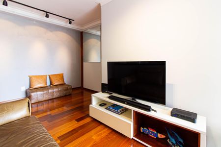 Apartamento para alugar com 65m², 2 quartos e 1 vagaSala