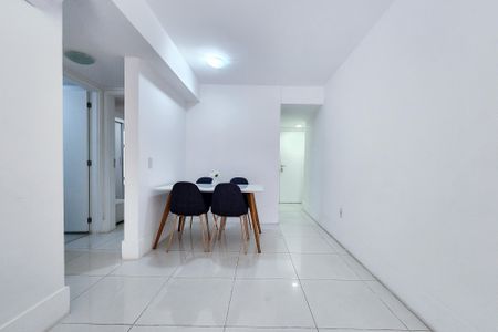 Apartamento à venda com 72m², 2 quartos e 1 vagaSala 
